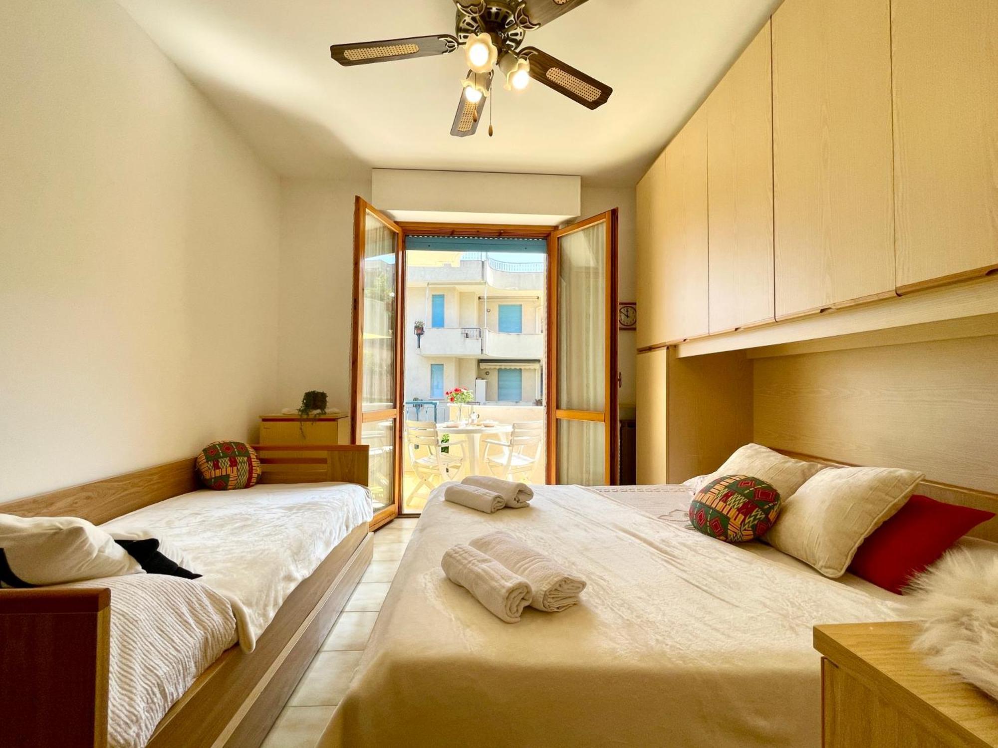 2 Locali A 600 Mt Dal Mare - Free Parking Apartment Ceriale Ngoại thất bức ảnh